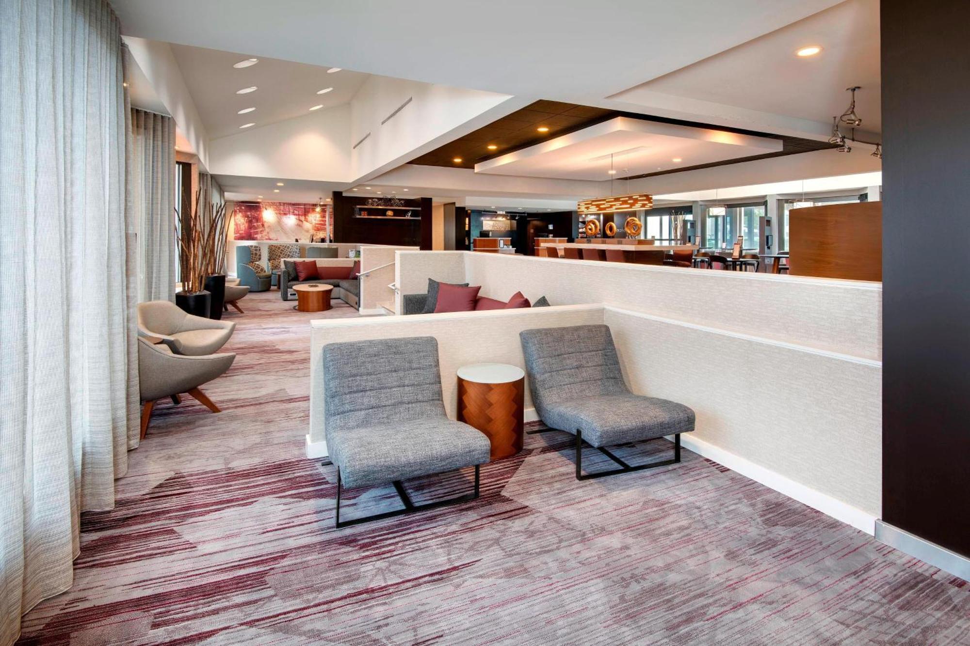 Courtyard By Marriott Savannah Midtown Екстер'єр фото